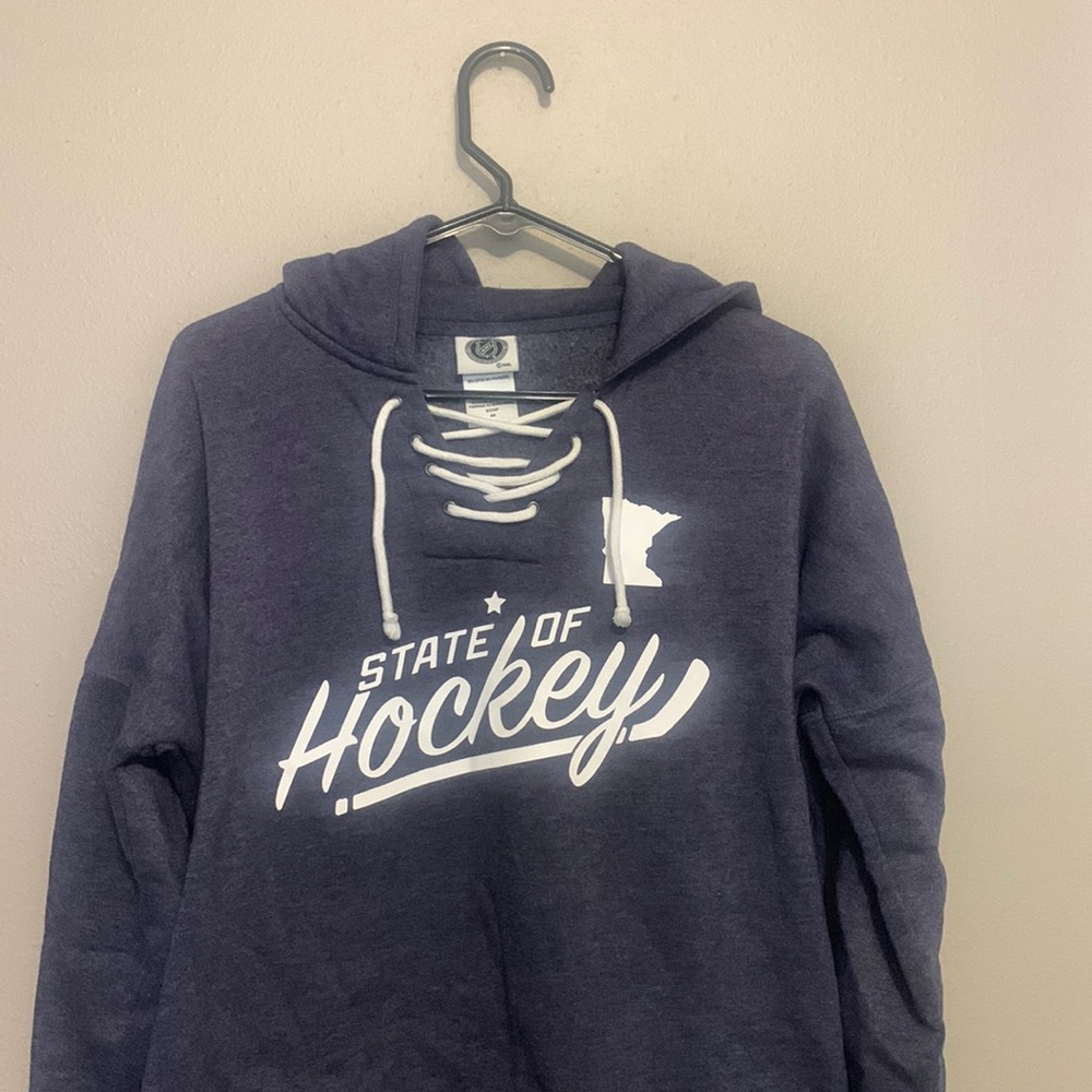 State of hockey graphic sweatshirt